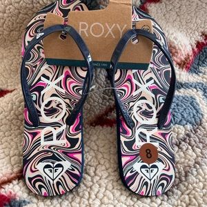 Roxy, flip-flops navy blue size 8 NWOT